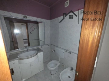 Apartamento T3 para Venda em Carregado e Cadafais