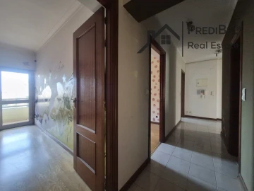 Apartamento T3 para Venda em Carregado e Cadafais
