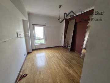 Apartamento T3 para Venda em Carregado e Cadafais