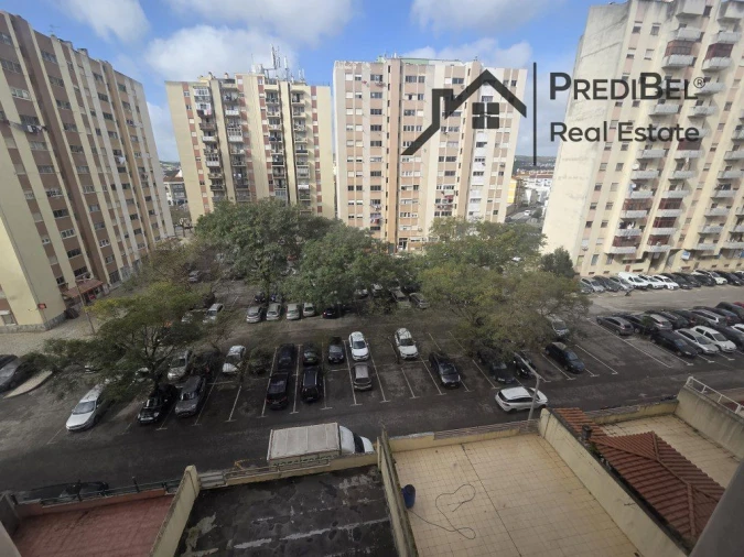 Apartamento T3 para Venda em Carregado e Cadafais Foto 47