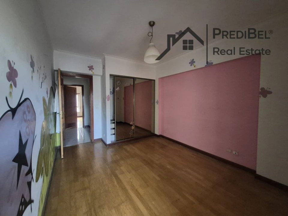 Apartamento T3 para Venda em Carregado e Cadafais Foto 22