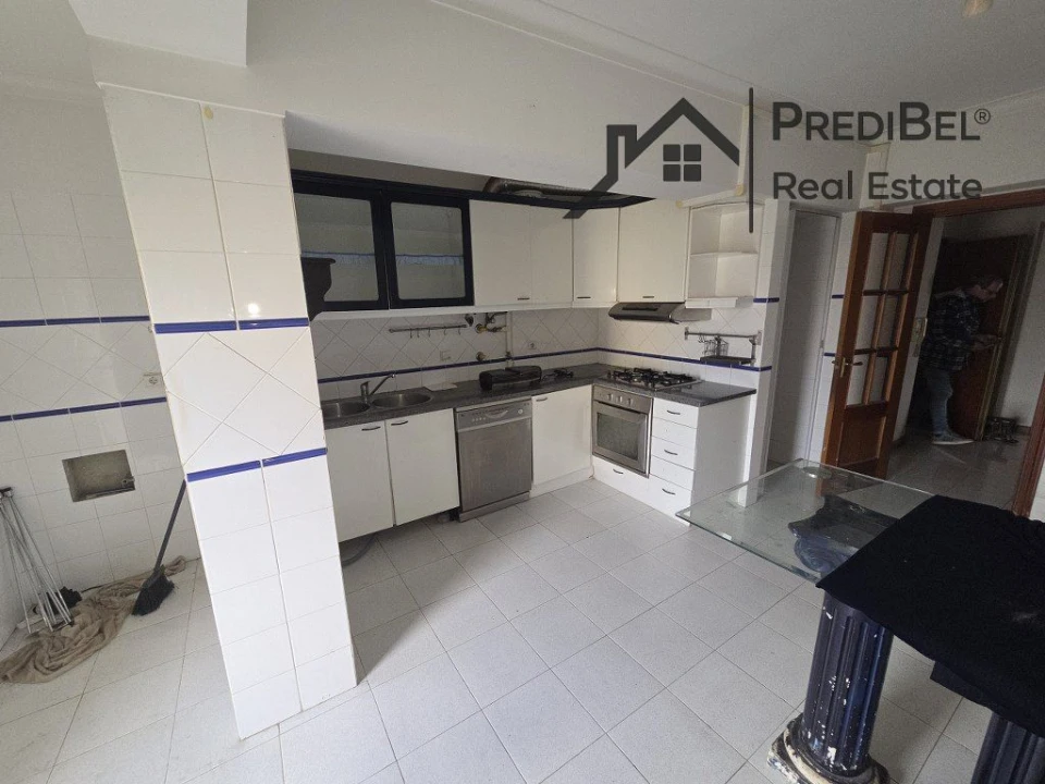 Apartamento T3 para Venda em Carregado e Cadafais Foto 5