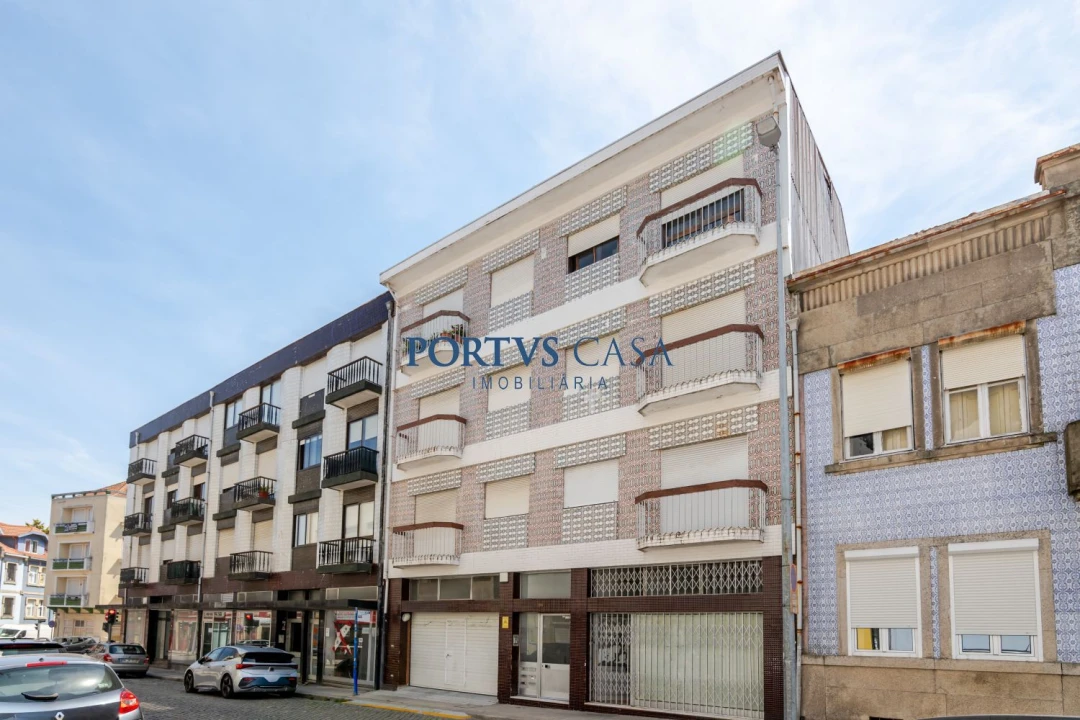 Apartamento T2 para Venda em Paranhos Foto 17