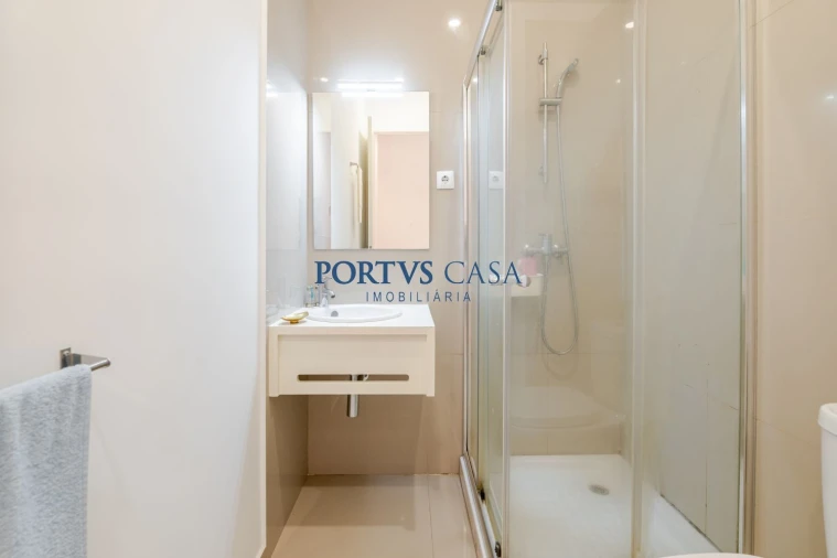 Apartamento T2 para Venda em Bonfim Foto 8