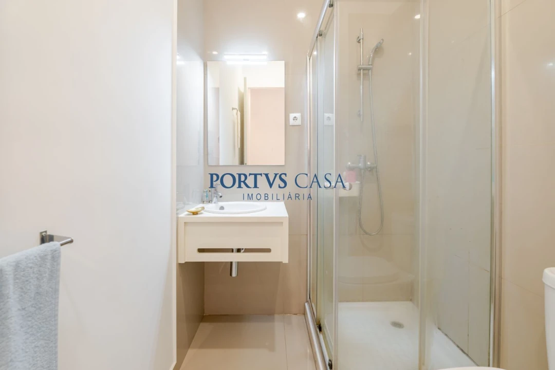 Apartamento T2 para Venda em Bonfim Foto 8