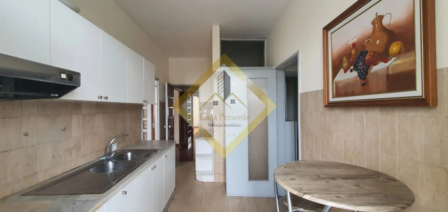 Apartamento T3 para Venda em Bonfim Foto 5