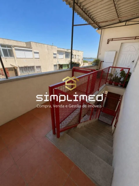 Apartamento T3 para Venda em Alhos Vedros