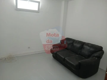 Apartamento T2 para Venda em Sé e São Lourenço