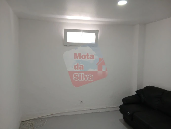 Apartamento T2 para Venda em Sé e São Lourenço Foto 10