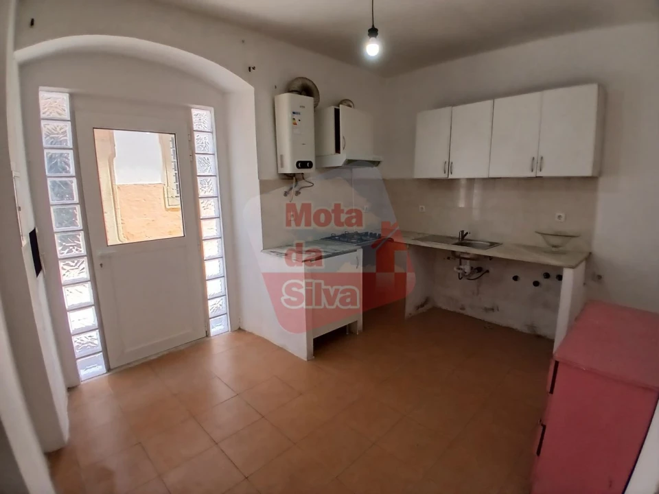 Apartamento T2 para Venda em Sé e São Lourenço Foto 1