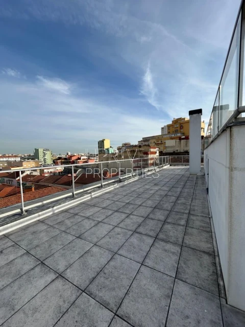 Apartamento T1 para Venda em Pontinha e Famões