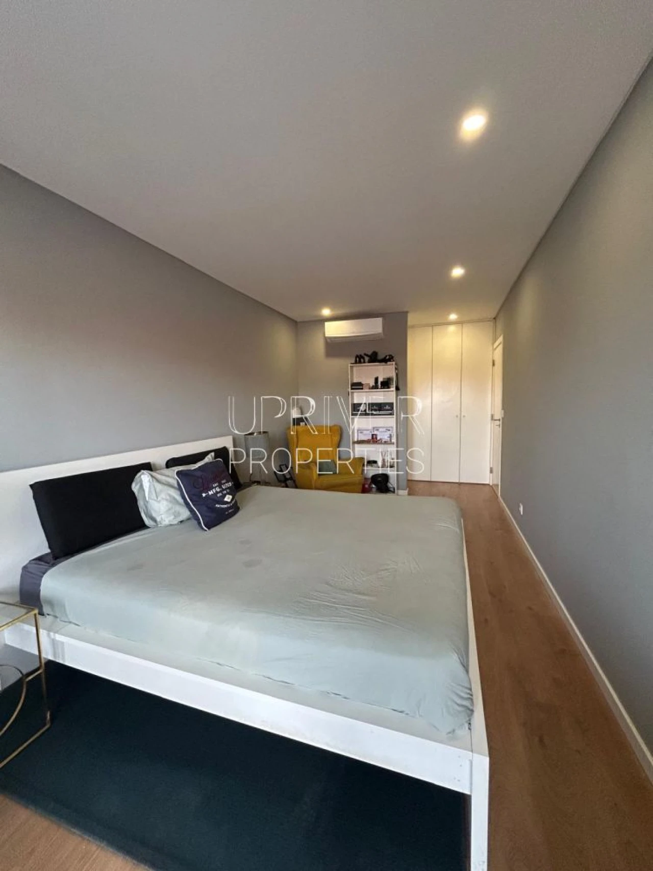 Apartamento T1 para Venda em Pontinha e Famões Foto 18