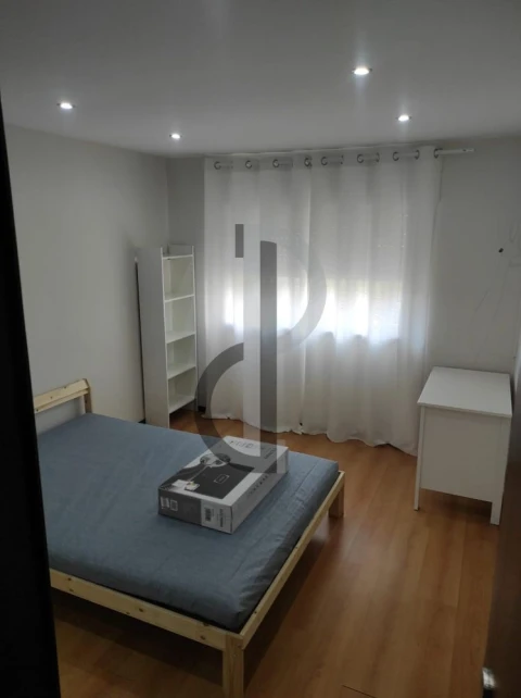 Apartamento T3 para Venda em Lordelo do Ouro e Massarelos