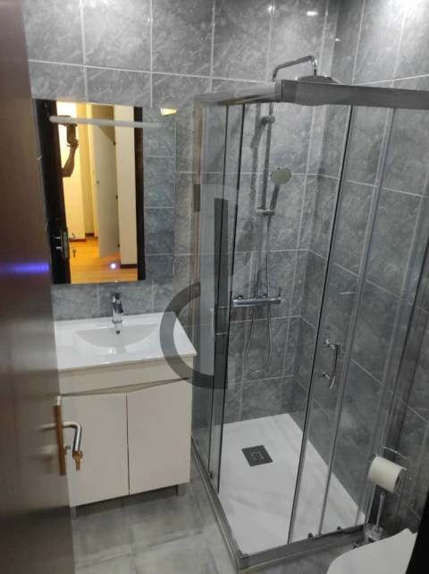 Apartamento T3 para Venda em Lordelo do Ouro e Massarelos