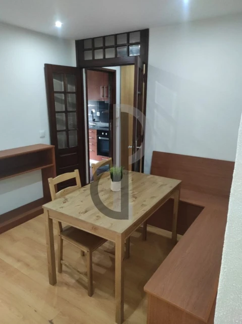 Apartamento T3 para Venda em Lordelo do Ouro e Massarelos