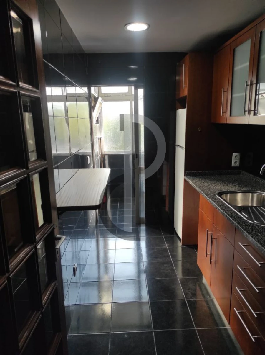 Apartamento T3 para Venda em Lordelo do Ouro e Massarelos Foto 16