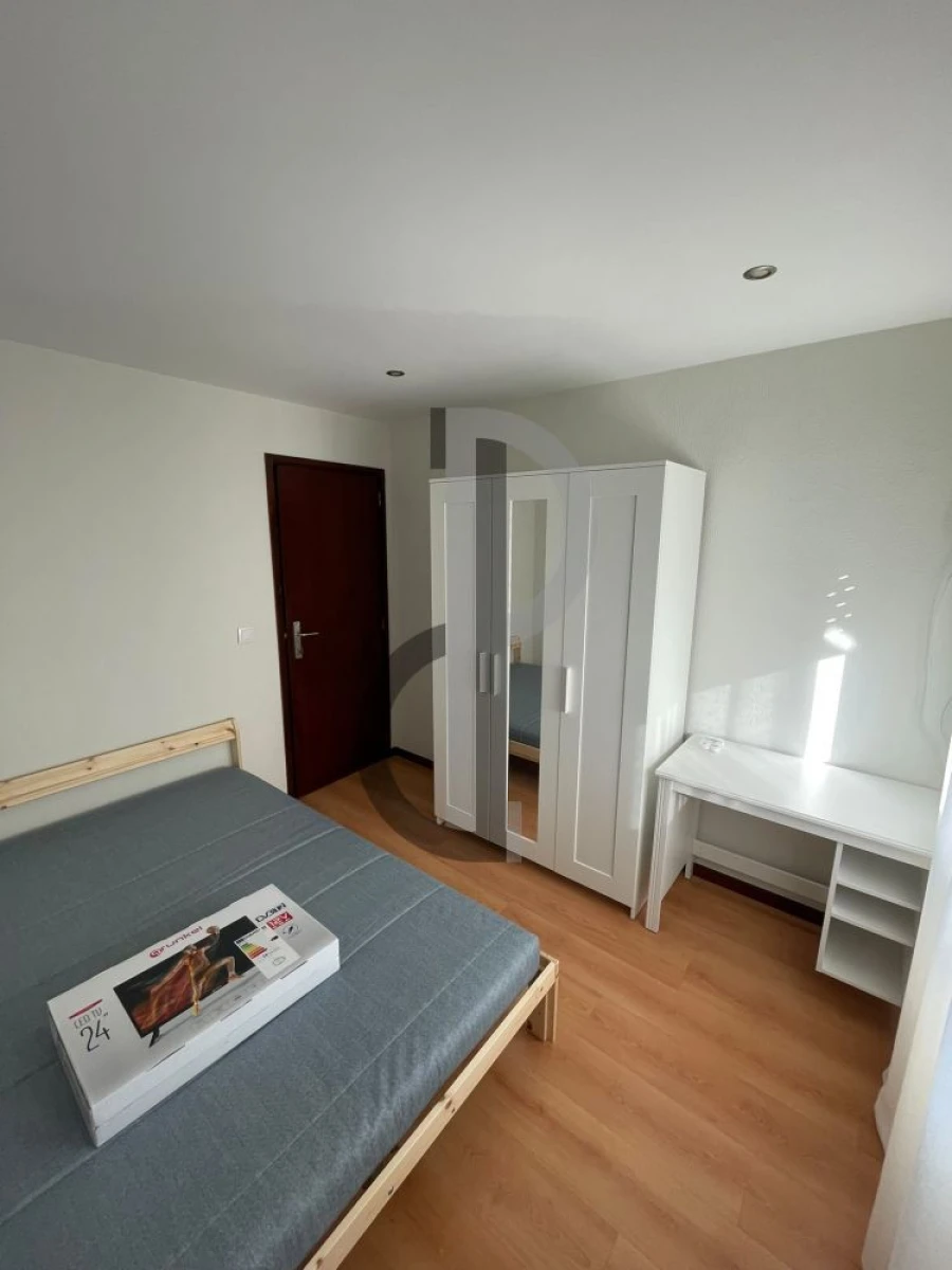 Apartamento T3 para Venda em Lordelo do Ouro e Massarelos Foto 6