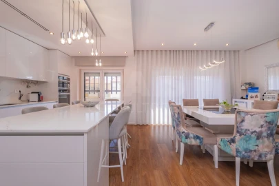 Apartamento T5 para Venda em Alverca do Ribatejo e Sobralinho