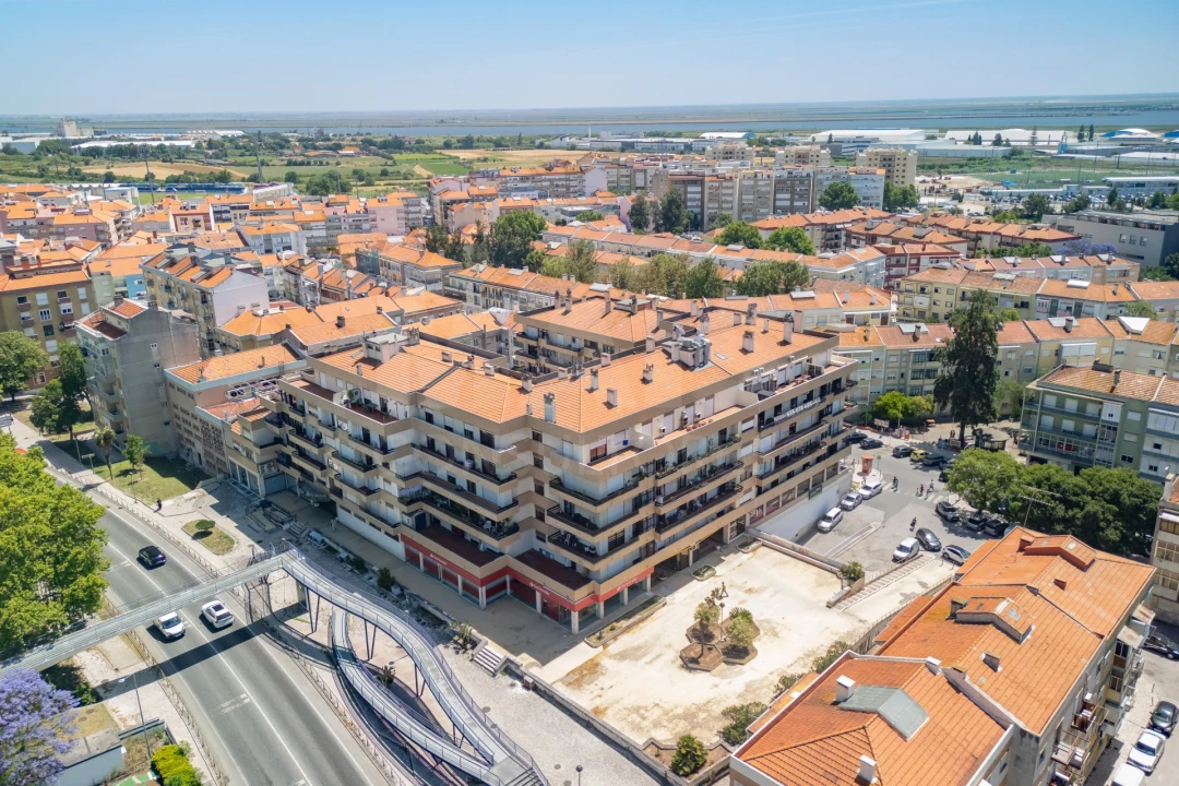 Apartamento T5 para Venda em Alverca do Ribatejo e Sobralinho Foto 1