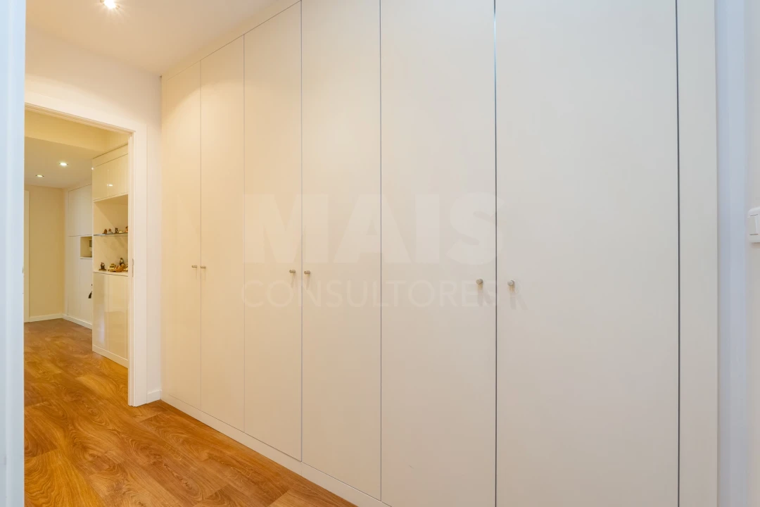 Apartamento T5 para Venda em Alverca do Ribatejo e Sobralinho Foto 9