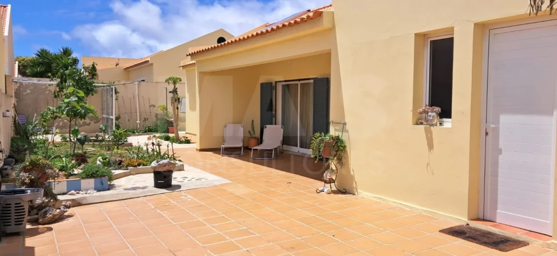 Moradia T3 para Venda em Porto Santo Foto 2