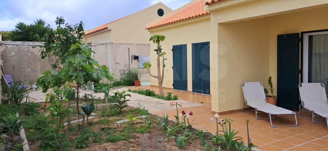 Moradia T3 para Venda em Porto Santo Foto 3