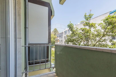Apartamento T3 para Arrendamento em São Domingos de Benfica