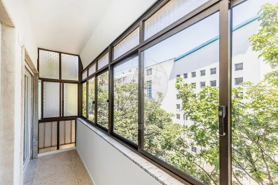 Apartamento T3 para Arrendamento em São Domingos de Benfica