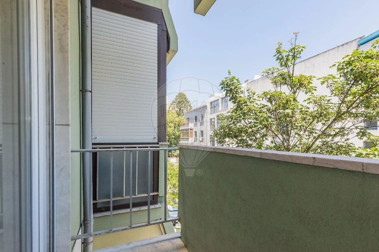 Apartamento T3 para Arrendamento em São Domingos de Benfica Foto 19