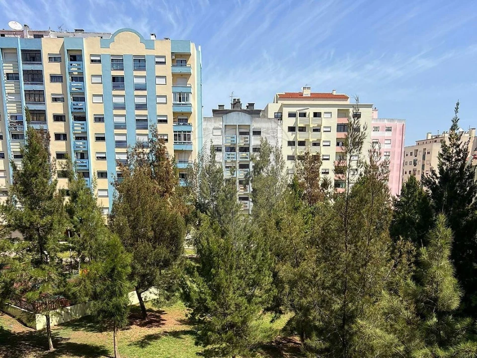 Apartamento T3 para Venda em Cacém e São Marcos Foto 12