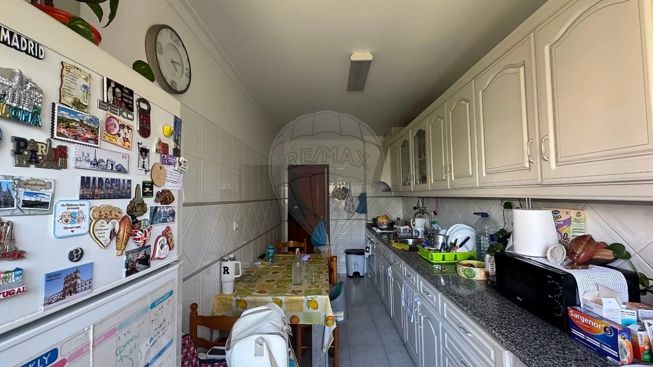 Apartamento T3 para Venda em Cacém e São Marcos Foto 14