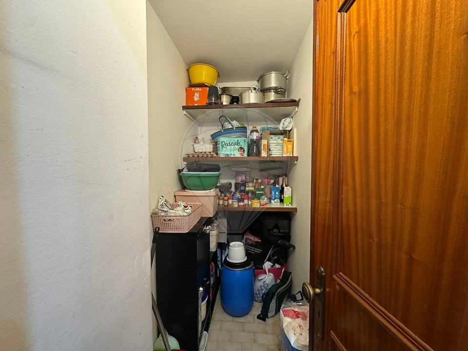 Apartamento T3 para Venda em Cacém e São Marcos Foto 13