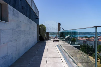 Apartamento T3 para Venda em Ajuda