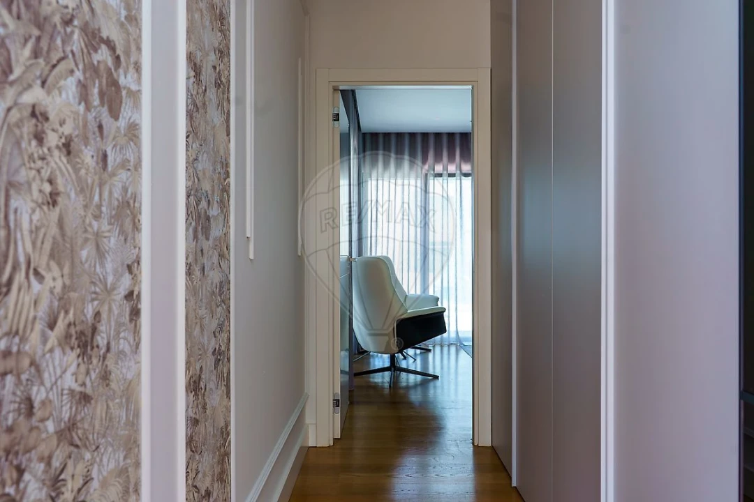Apartamento T3 para Venda em Ajuda Foto 13