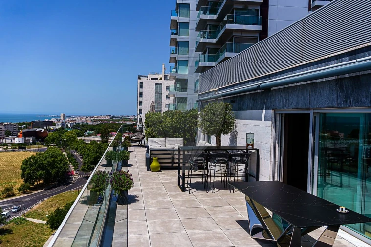 Apartamento T3 para Venda em Ajuda Foto 15