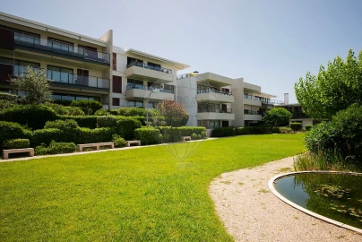 Apartamento T3 para Arrendamento em Carcavelos e Parede