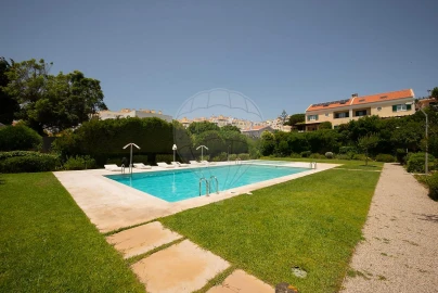 Apartamento T3 para Arrendamento em Carcavelos e Parede
