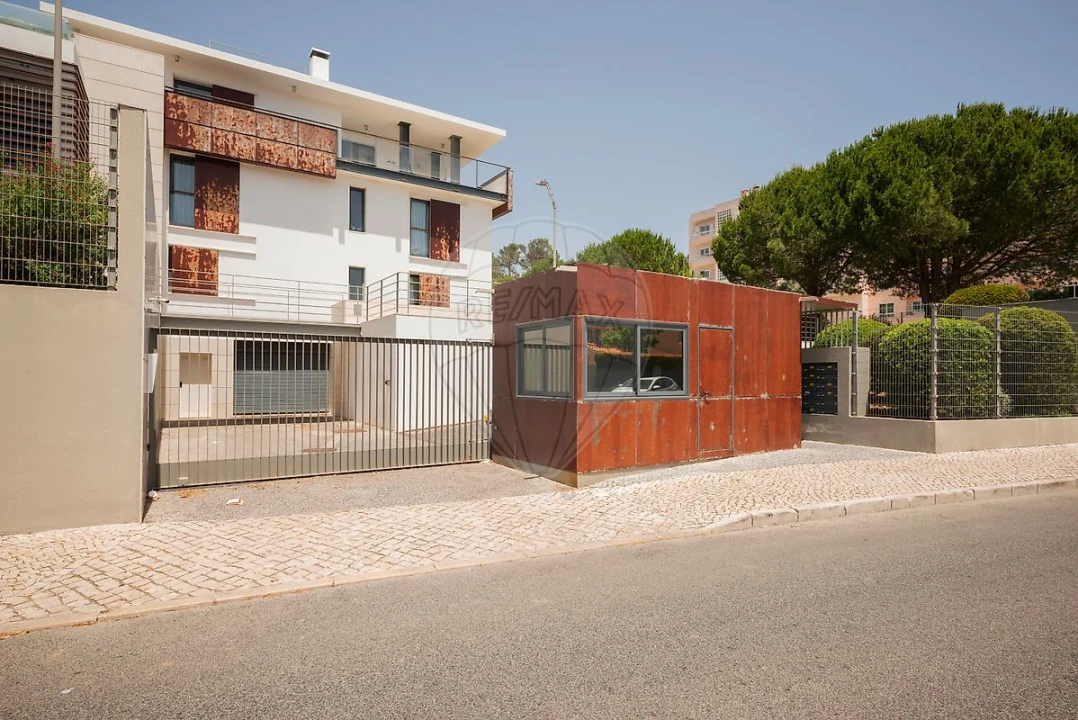 Apartamento T3 para Arrendamento em Carcavelos e Parede Foto 44