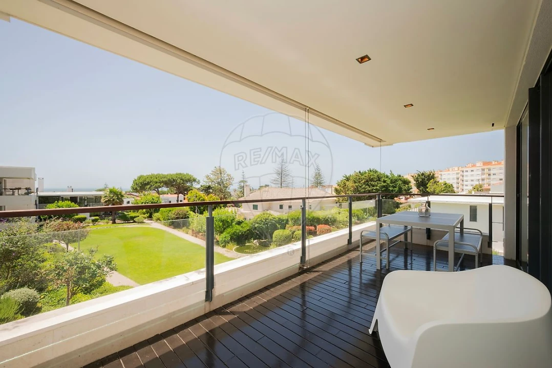 Apartamento T3 para Arrendamento em Carcavelos e Parede Foto 24