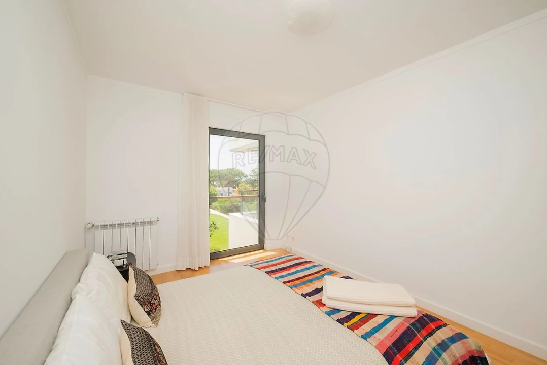 Apartamento T3 para Arrendamento em Carcavelos e Parede Foto 11