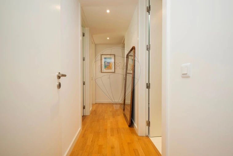 Apartamento T3 para Arrendamento em Carcavelos e Parede Foto 22