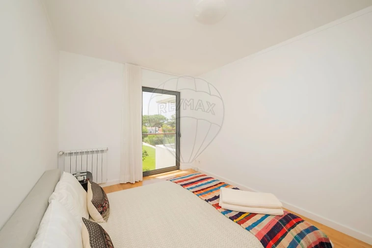 Apartamento T3 para Arrendamento em Carcavelos e Parede Foto 11