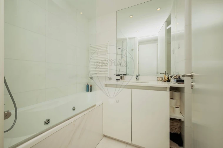 Apartamento T3 para Arrendamento em Carcavelos e Parede Foto 36