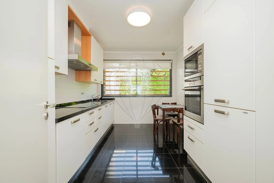 Apartamento T3 para Arrendamento em Carcavelos e Parede Foto 19