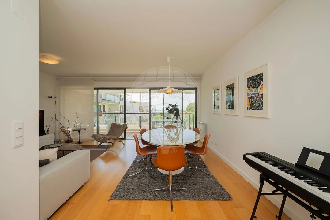 Apartamento T3 para Arrendamento em Carcavelos e Parede Foto 17