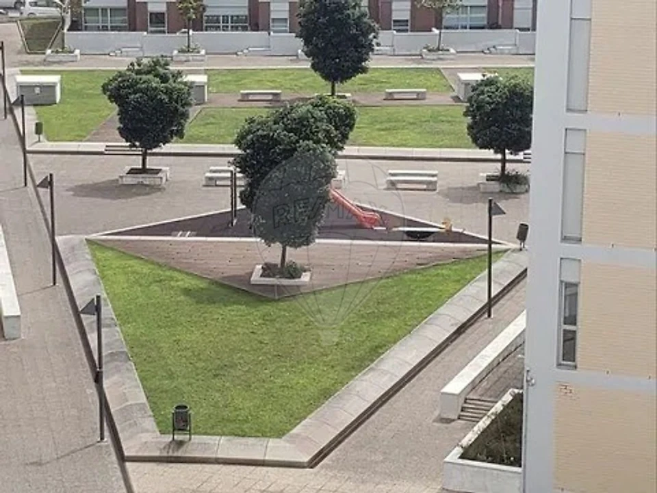 Apartamento T3 para Venda em Glória e Vera Cruz Foto 1