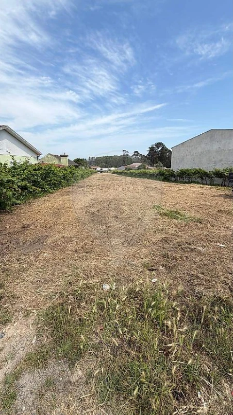 Terreno para Venda em Eixo e Eirol