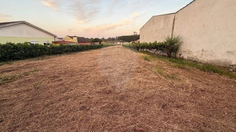 Terreno para Venda em Eixo e Eirol
