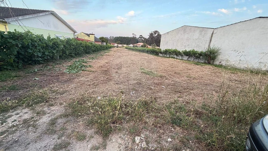 Terreno para Venda em Eixo e Eirol Foto 5