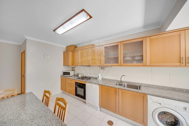 Apartamento T2 para Venda em Eixo e Eirol Foto 20